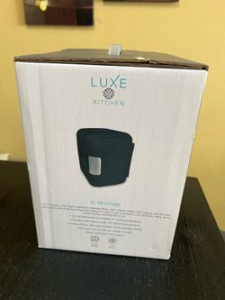 LUXE Kitchen 4L Mini Fridge. NEW