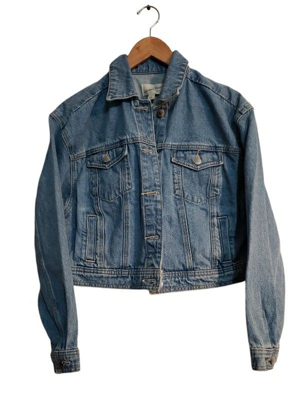 Universal Thread Cropped Denim Jacket Small