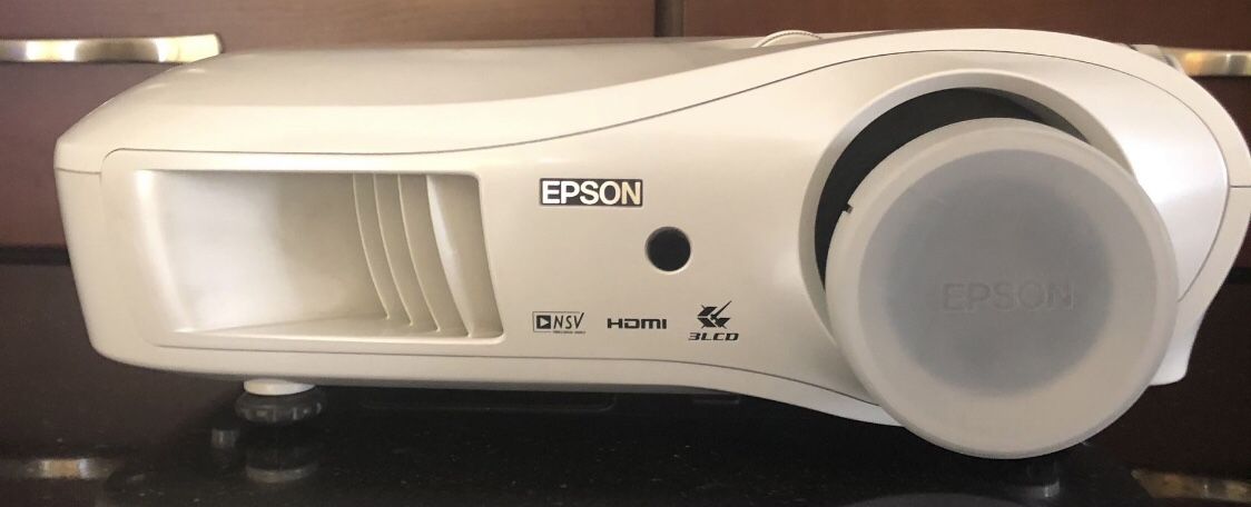 Epson PowerLite 720 Home Theater Projector