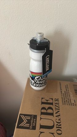NEW WATer  BOTTLE