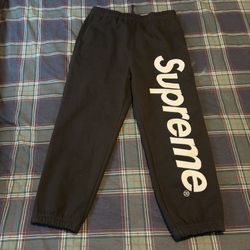 supreme letter jogging pants