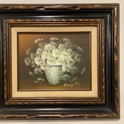 Vintage Signed Nancy Lee Daises in a Vase Oil Painting in Wooden Frame   