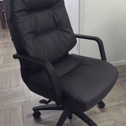 HON Pillowsoft Black Leather Executive Chair