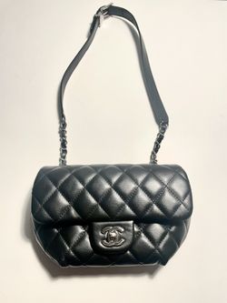 Authentic CHANEL GABRIELLE Large Hobo Bag Black for Sale in Fontana, CA -  OfferUp