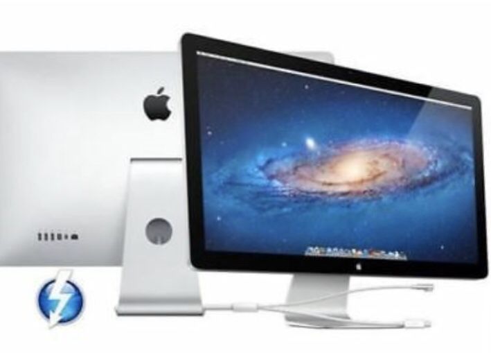 Apple Thunderbolt Display with wireless keyboard and mouse