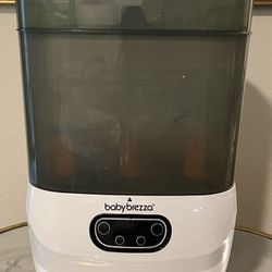 Baby brezza bottle sterilizer and dryer 