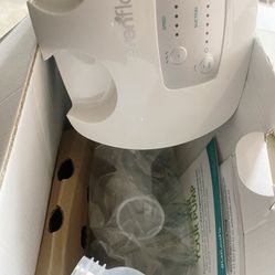 NEW Breast Pump