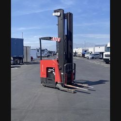 Raymond Forklift Single Reach Truck2015 Model Low Hours