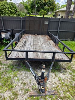 8x12 TRAILER Like new