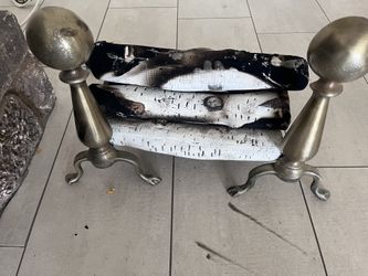 Fake logs and holder for gas fireplace