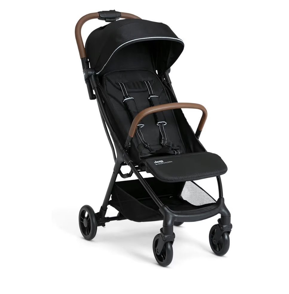 Delta Children Lightweight Stroller