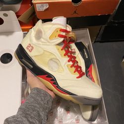 Jordan Off White Sail 5s size 13 VNDS