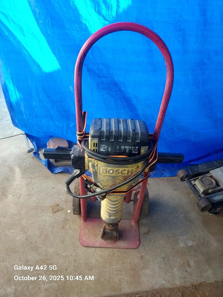 Bosch Brute Jackhammer With Dolly