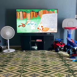 65in Hisense Smart Tv