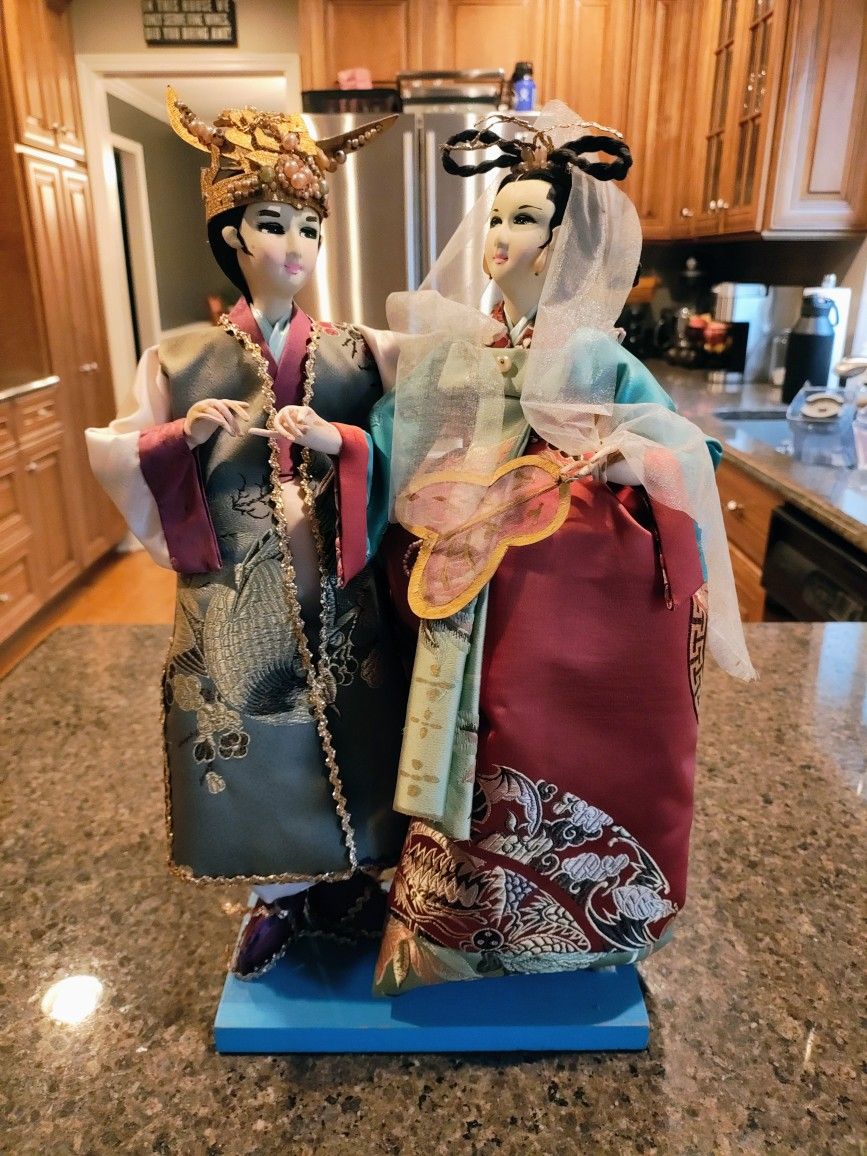 Korean Wedding Dolls - Vintage