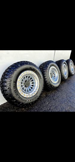 17" LOCK Mojave rims w/ 33" RT tires. $1480
