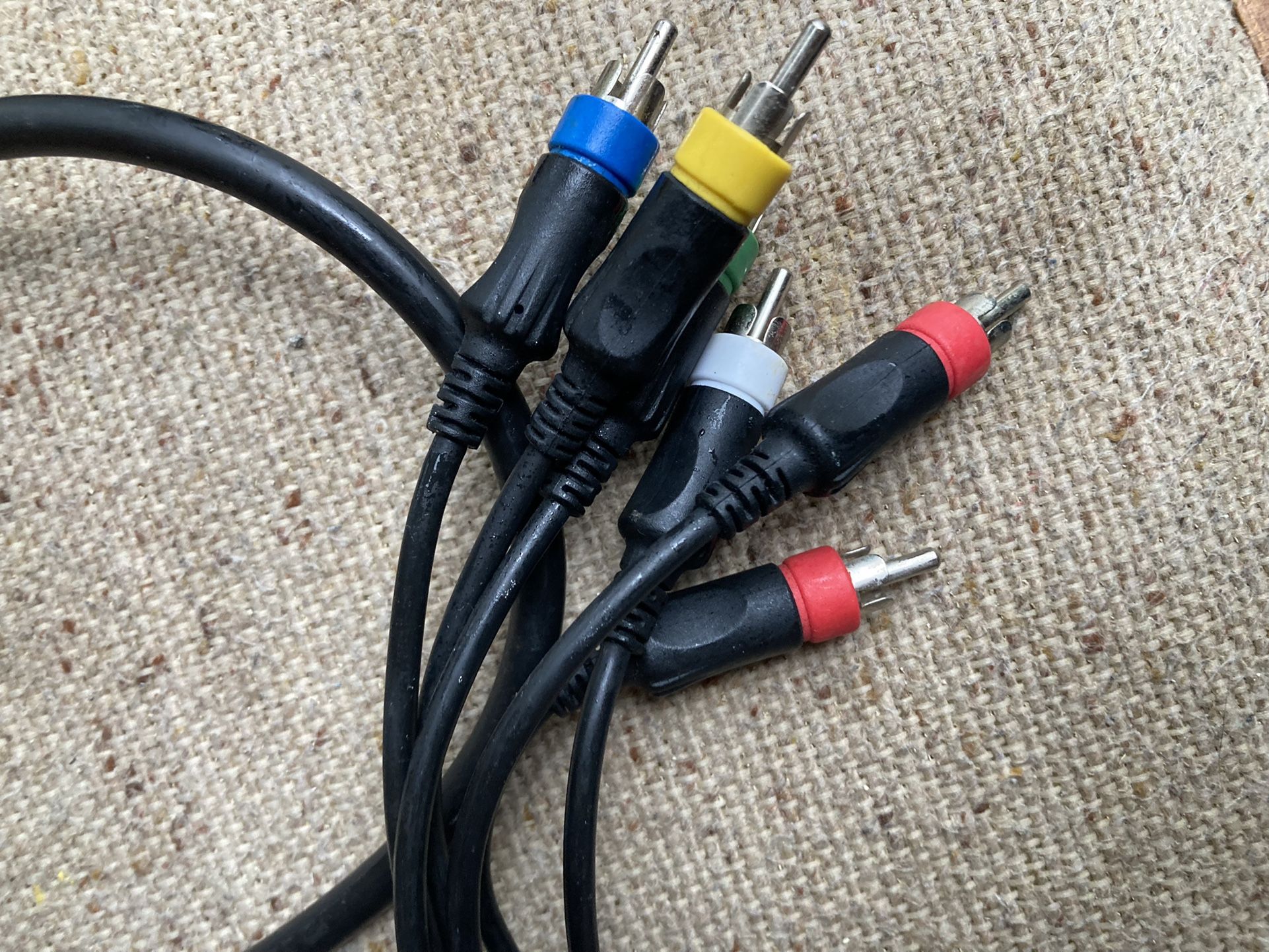 A/V Cable  For Xbox , Wii, and PS2 /PS3 