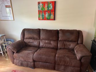 *FREE* large electric reclining couch