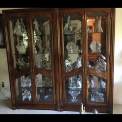 Henredon Curio Cabinets 