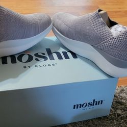 Klog Moshn Shoes Size 8.5