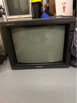 Sony Trinitron 2030 CRT