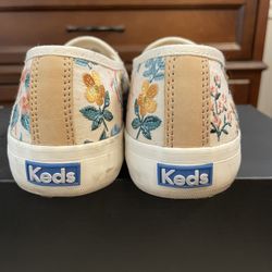Women’s Keds Tennis Shoe Size 7.5M