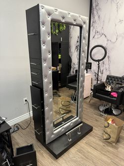 Salon Equipment 