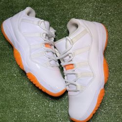 Jordan 11 Low Citrus (2021) Size 10.5W (9M)