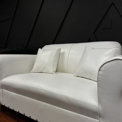 New White Leather Couch 