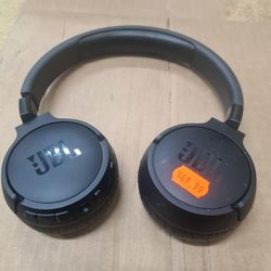 JBL Tune 660NC: Wireless On-Ear Headphones with Active Noise Cancellation - Black