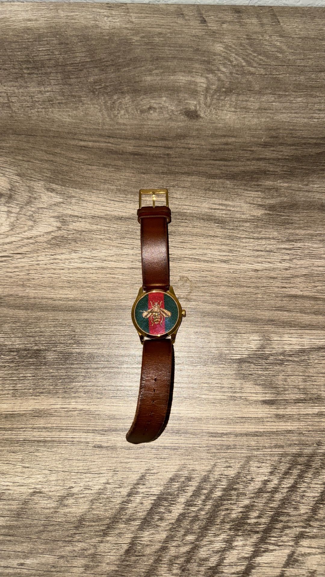 Gucci G Timeless Quarts Green and Red Dial Brown Leather Strap Watch