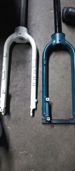 E bikes front end forks