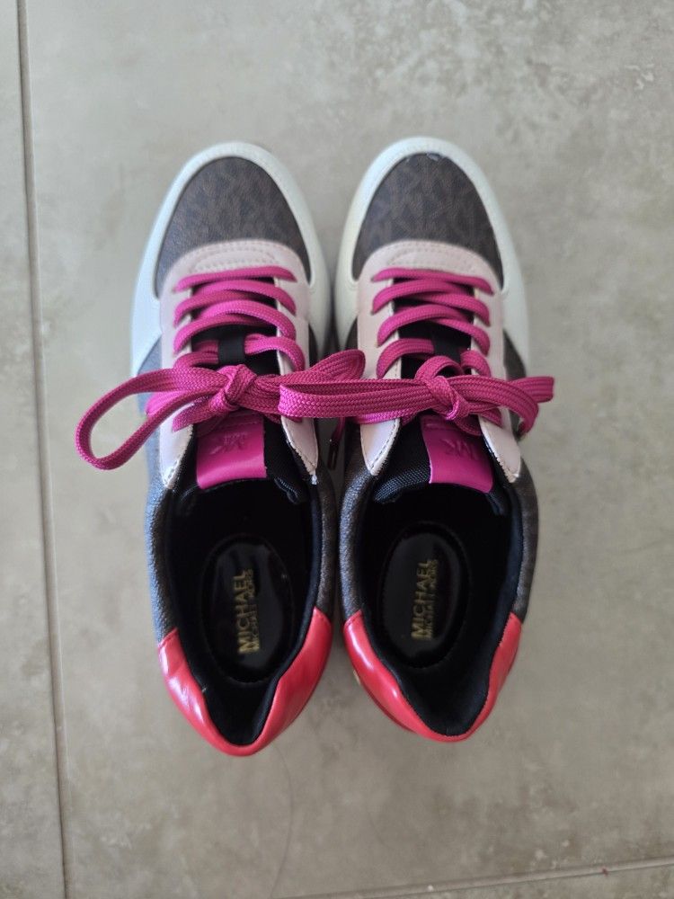 MK WOMEN SHOES SIZE 7