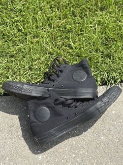 Men’s Black Converse Size 13