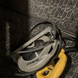 Dewalt 