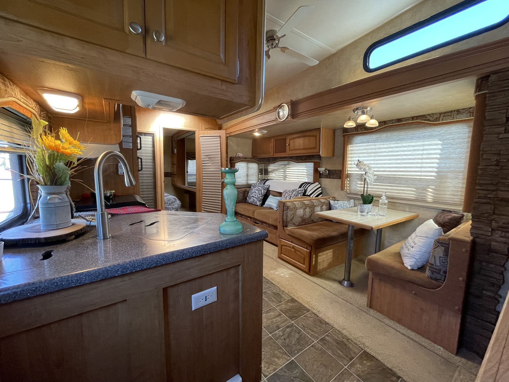 2011 Rv Two Bedrooms for Sale in Houston, TX OfferUp