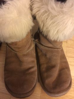 American eagle boots size 6. SOLD.