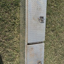 Dual Lid Diamond Plate Box