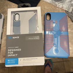 3 iPhone Xsmax Cases