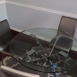 Round Dining Table
