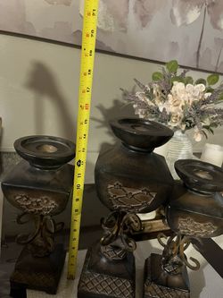 Candeleros Candle Holders