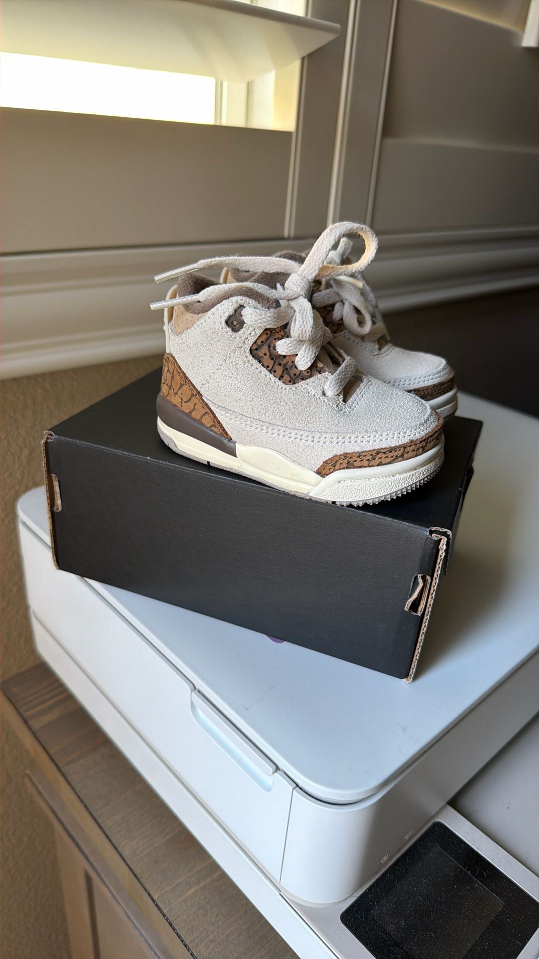 Like New With Box Nike Jordan 3 Retro “Palamino’s” Size 3C 