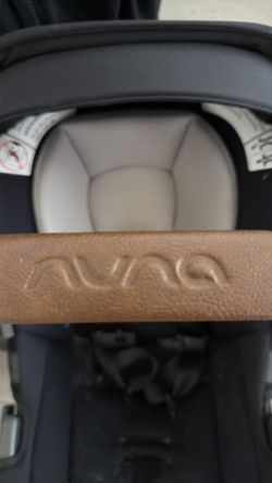 Nina Pipa Car Seat And Base
