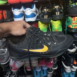 Kobe 11 Carpe Diem Size 14