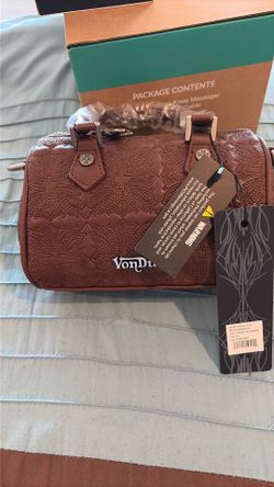 ABSOLUTELY BEAUTIFUL BRAND NEW W/ TAGS VON DUTCH EMBROIDERED CHOPPER HANNA BAG BROWN ONLY 40.00