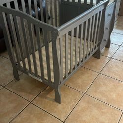 Wood Crib For Sale.
