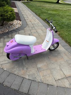 Razor 24v Power Ride On Kids Moped