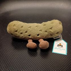 JELLYCAT AMUSEABLES PICKLE 
