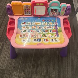 VTech Explore  Activity Desk