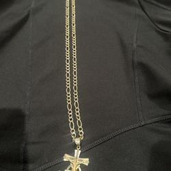 10k Gold Figaro Chain & Pendant